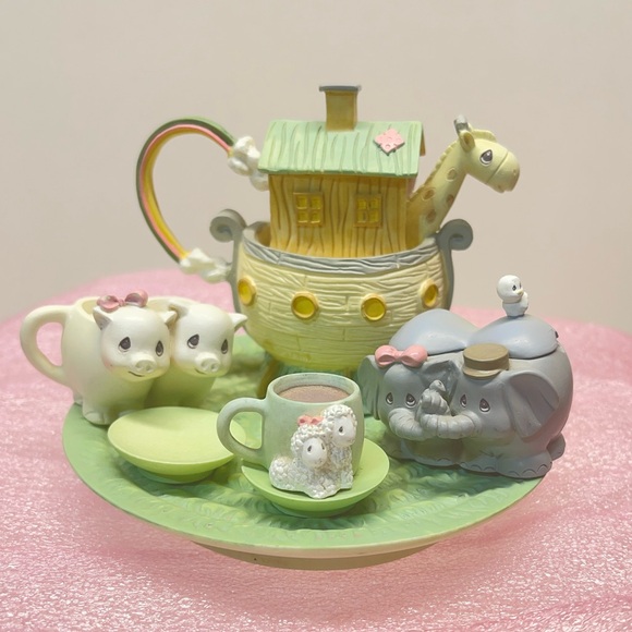1996 Precious Moments Vintage Noah's Ark Mini Tea Set Collectible Bible Animals - Picture 1 of 10